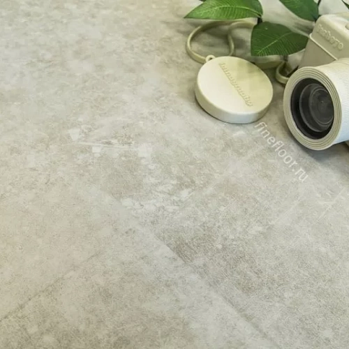 ШАТО ДЕ БРЕЗЕ КВАРЦ ВИНИЛ FINEFLOOR STONE