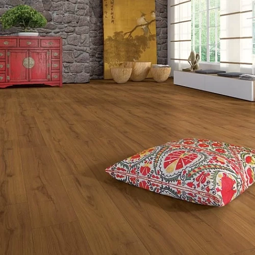 ДИКИЙ ДУБ КОНЬЯК ПРОБКОВОЕ ПОКРЫТИЕ EGGER COMFORT LARGE