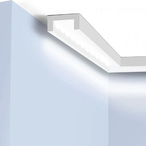 МОЛДИНГ LB30 ПЛИНТУС  HIWOOD