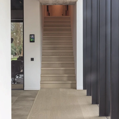 ДУБ ЧИА КВАРЦ ВИНИЛ QUICK STEP LVT ALPHA VINYL BLOS