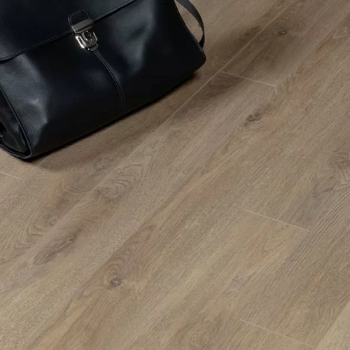 ДУБ МИНДАЛЬНЫЙ ЛАМИНАТ  ALSAFLOOR  HERRINGBONE ламинат для пола