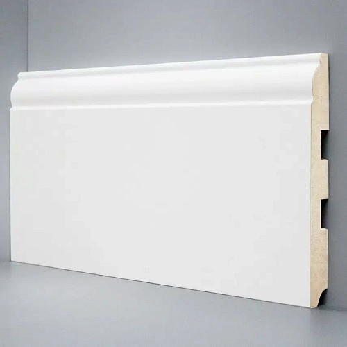 U 104-150 БЕЛЫЙ ПЛИНТУС  DEARTIO