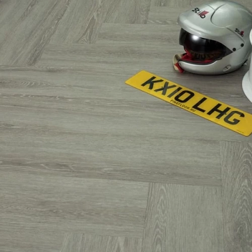 ДУБ ЛОСАЛЬ КВАРЦ ВИНИЛ FINEFLOOR GEAR