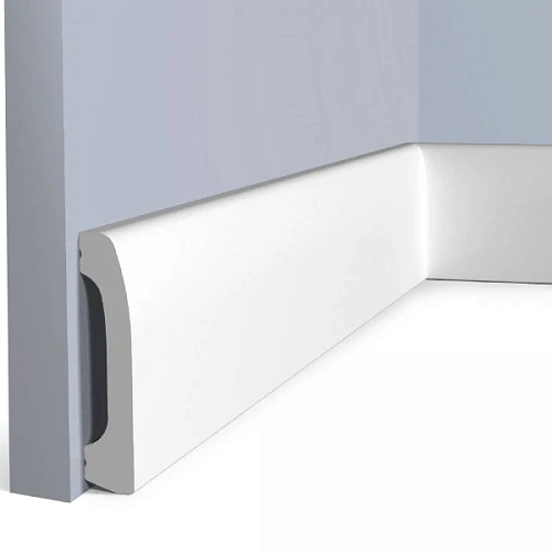 B70V2 ПЛИНТУС  HIWOOD