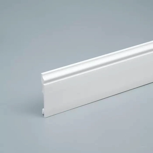 1 UHD 06/105С ПЛИНТУС  SOLID