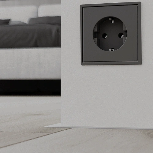 МИКРО ПЛИНТУС ЛАЙН ЛИКОРН СЕРЕБРИСТЫЙ ПЛИНТУС  ЛИКОРН ЛАЙН