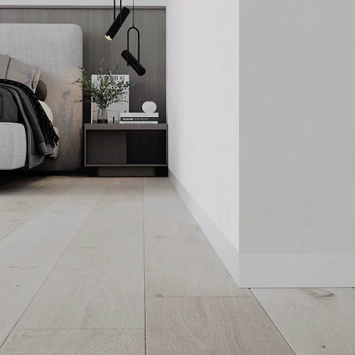 СКРЫТЫЙ ПЛИНТУС С КАБЕЛЬ-КАНАЛОМ СЕРЕБРИСТЫЙ МАТОВЫЙ ПЛИНТУС  ЛИКОРН ЛАЙН