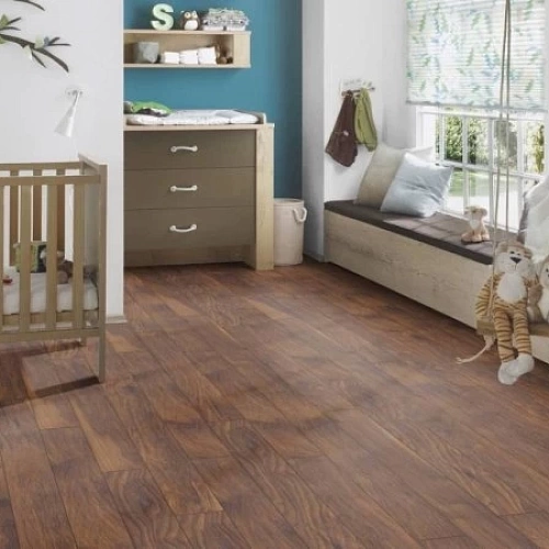 КРАСНЫЙ РЕЧНОЙ ГИКОРИ ЛАМИНАТ  KRONOSPAN  VINTAGE NARROW ламинат для пола