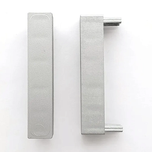 ФУРНИТУРА ПВХ ЗАГЛУШКИ ПРАВАЯ И ЛЕВАЯ ПЛИНТУС  FEZARD