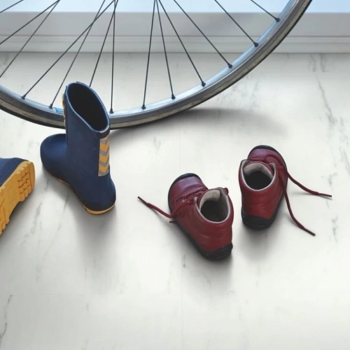 МРАМОР ИТАЛЬЯНСКИЙ КВАРЦ ВИНИЛ PERGO LVT OPTIMUM CLICK TILE