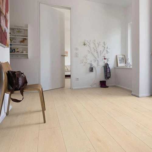 ДУБ ФЛАВИЯ СЕРЫЙ ЛАМИНАТ  HARO  TRITTY 200 AQUA GRAN VIA ламинат для пола