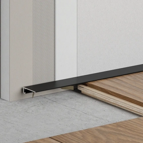 МИКРО ПЛИНТУС ЛАЙН ЛИКОРН ЧЁРНЫЙ ПЛИНТУС  ЛИКОРН ЛАЙН