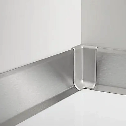 ФУРНИТУРА ПВХ УГОЛ ВНУТРЕННИЙ ПЛИНТУС  FEZARD