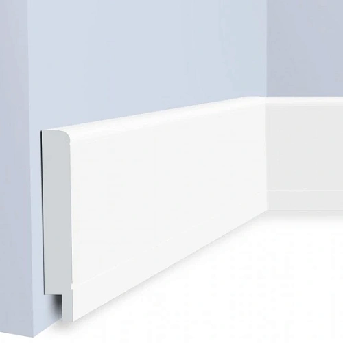 B70 ПЛИНТУС  HIWOOD