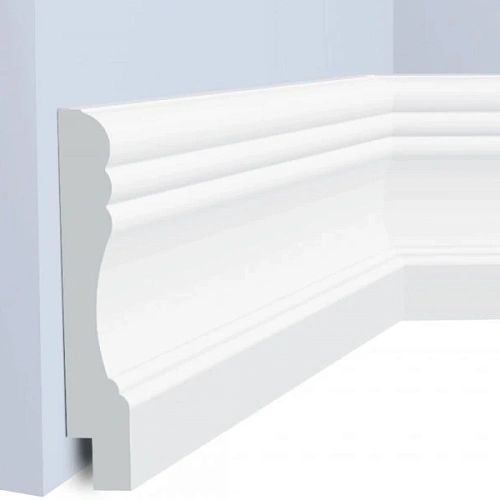 W009L ПЛИНТУС  HIWOOD