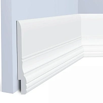 L1605 ПЛИНТУС  HIWOOD