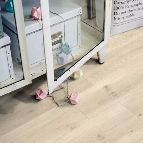 ДУБ ДАТСКИЙ СВЕТЛО-СЕРЫЙ КВАРЦ ВИНИЛ PERGO LVT OPTIMUM CLICK MODERN PLANK