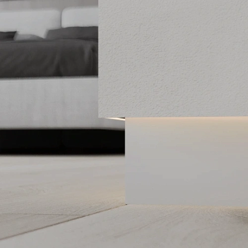 СКРЫТЫЙ ПЛИНТУС СЕРЕБРИСТЫЙ МАТОВЫЙ ПЛИНТУС  ЛИКОРН ЛАЙН