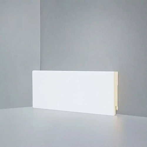 W 06-80 БЕЛЫЙ ПЛИНТУС  DEARTIO