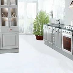 WHITE МАТ