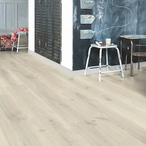 ДУБ НЭШВИЛЛ ВЫБЕЛЕННЫЙ ЛАМИНАТ  QUICK-STEP  CREO PLUS 4V ламинат для пола